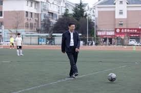 法甲联赛如何打破巴黎五连冠的垄断局面